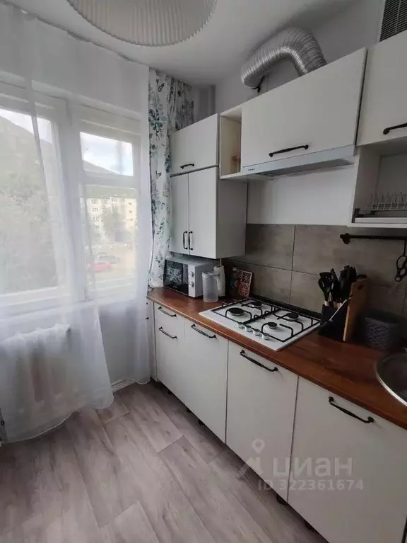 3-к кв. Мурманская область, Кировск Комсомольская ул., 7 (60.7 м) - Фото 1