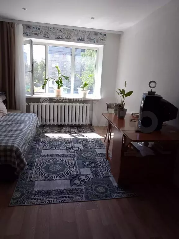 Комната 16,9 м в 6-к., 2/5 эт. - Фото 1