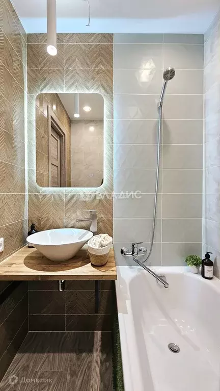 Продаётся 3-к квартира, 61.9 м - Фото 1