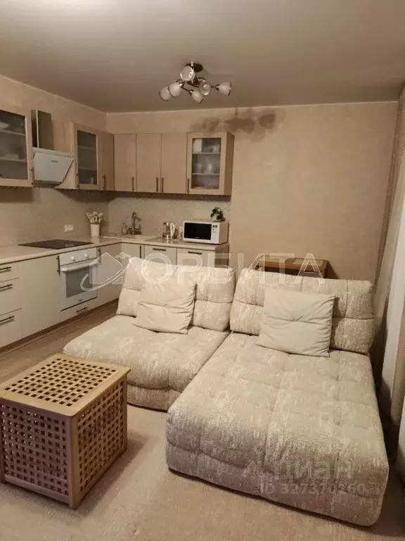 Студия Тюменская область, Тюмень ул. Обдорская, 1 (30.3 м) - Фото 1