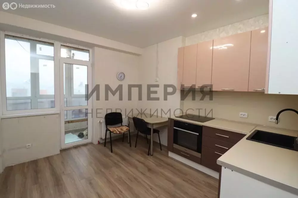 1-комнатная квартира: Симферополь, улица Батурина, 141 (40 м) - Фото 1