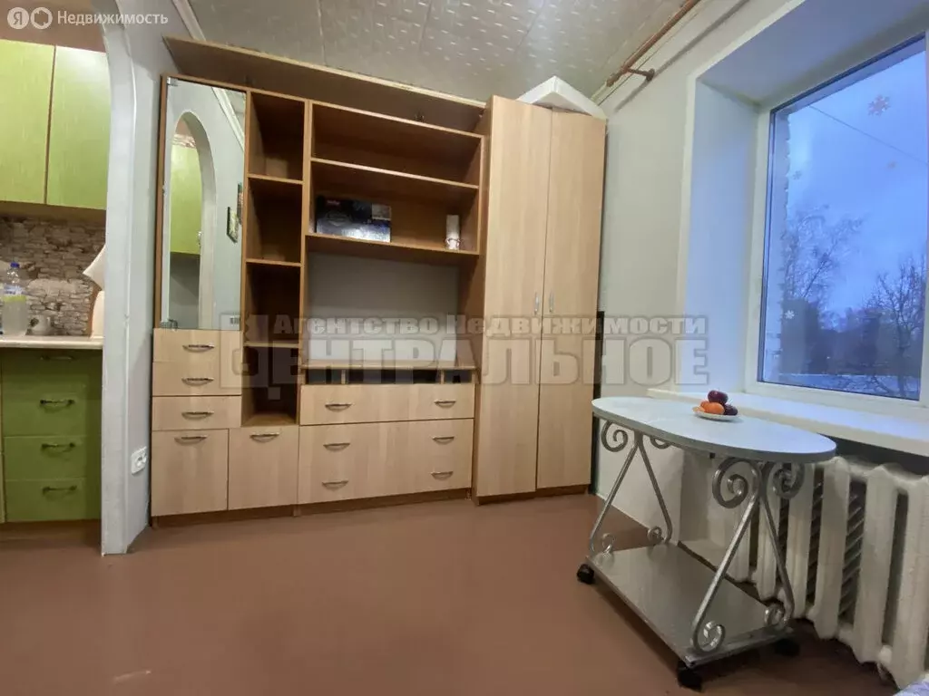 1-комнатная квартира: Смоленск, проспект Строителей, 4к2 (13 м) - Фото 0
