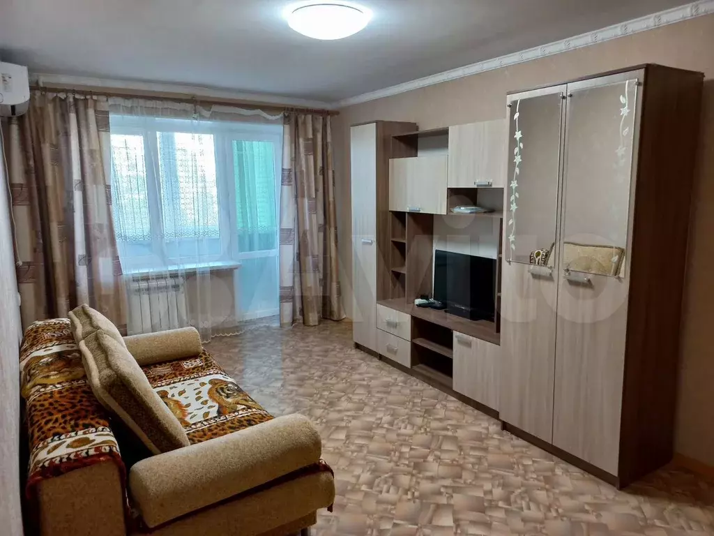 Комната 48 м в 2-к., 2/5 эт. - Фото 0