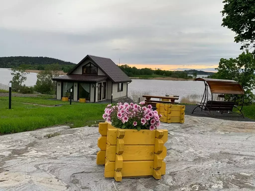 Дом в Карелия, Сортавальский муниципальный округ, пос. Рантуэ ул. ... - Фото 1