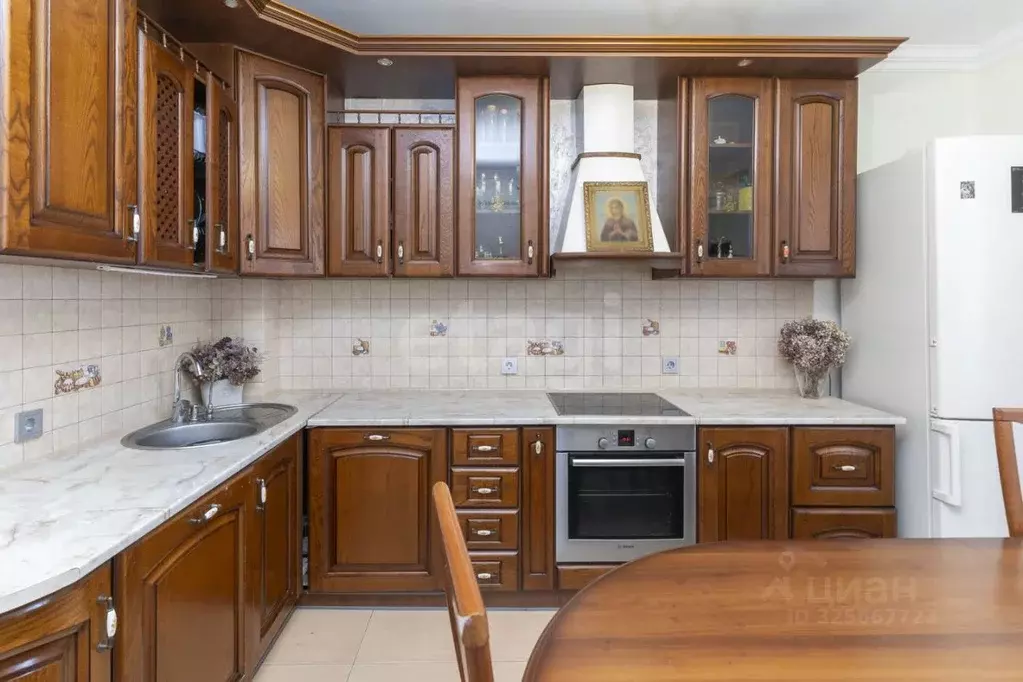 3-к кв. Тюменская область, Тюмень ул. Василия Гольцова, 22 (89.3 м) - Фото 1