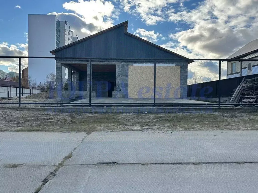 Дом в Ханты-Мансийский АО, Нижневартовский район, Излучинск пгт ул. ... - Фото 1