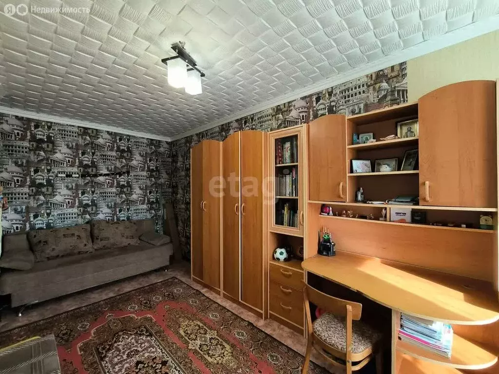 3-комнатная квартира: Губкин, улица Лазарева, 7А (62 м) - Фото 0