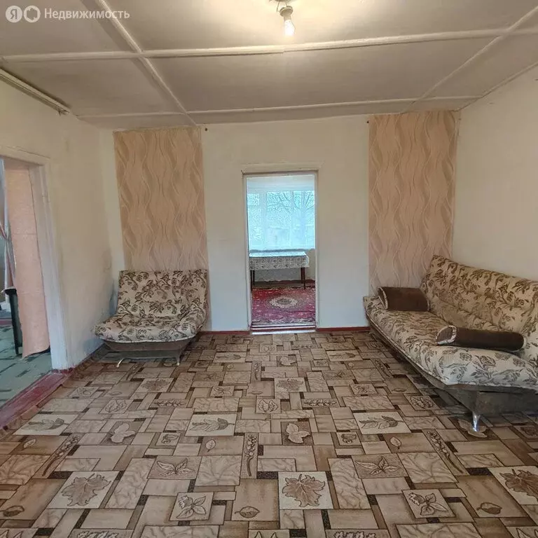 4-комнатная квартира: Любимов, улица Мира, 10 (65 м) - Фото 1