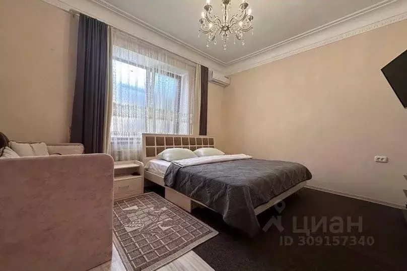 2-к кв. Крым, Симферополь ул. Куйбышева, 89 (40.0 м) - Фото 1