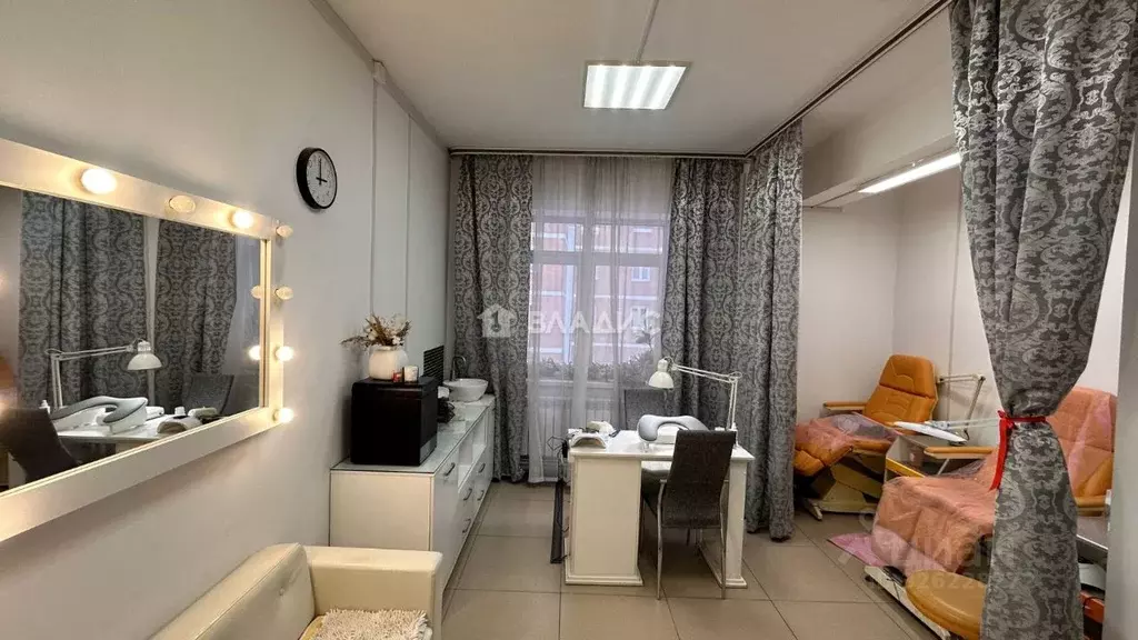 Помещение свободного назначения в Бурятия, Улан-Удэ ул. Сахьяновой, ... - Фото 1