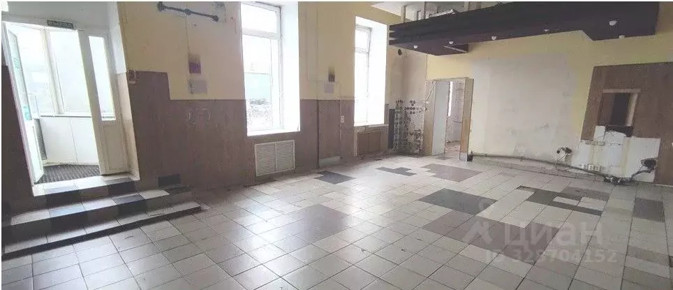 Торговая площадь в Пермский край, Пермь ул. Ленина, 89 (70 м) - Фото 1