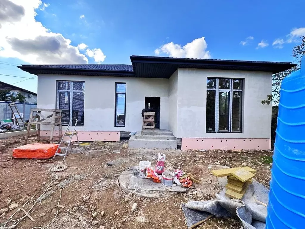 Дом в Севастополь Строитель садовое товарищество, ул. Ежевичная (110 ... - Фото 1