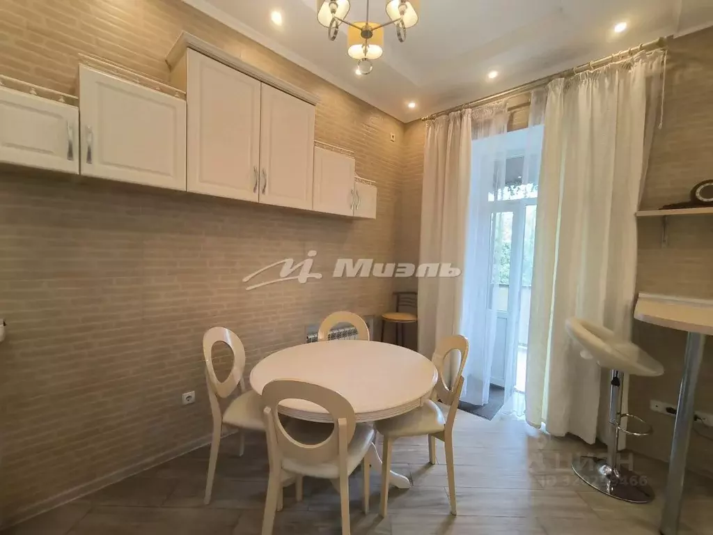 3-к кв. Крым, Симферополь ул. Пушкина, 2 (87.5 м) - Фото 2