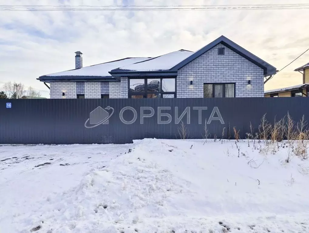 Дом в Тюменская область, Тюменский район, с. Ембаево ул. Тимура ... - Фото 0