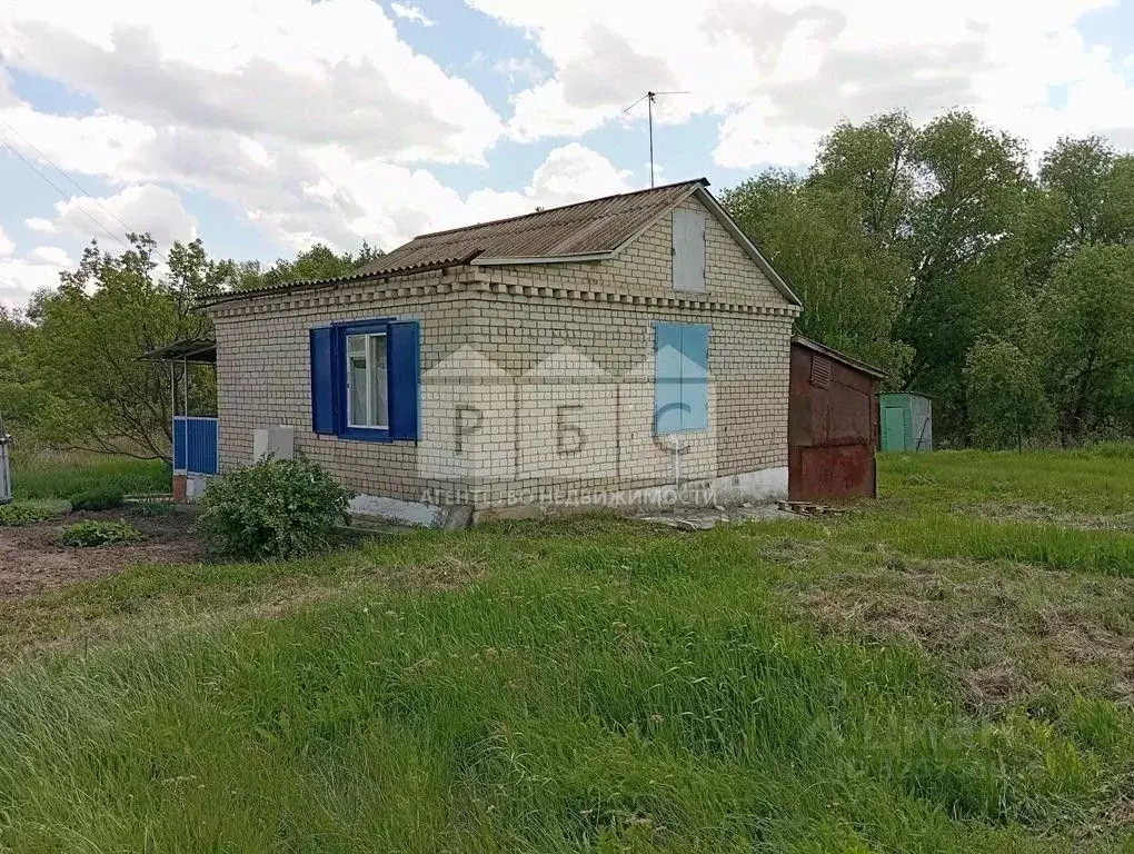 Дом в Саратовская область, Татищевский район, Вязовское муниципальное ... - Фото 1