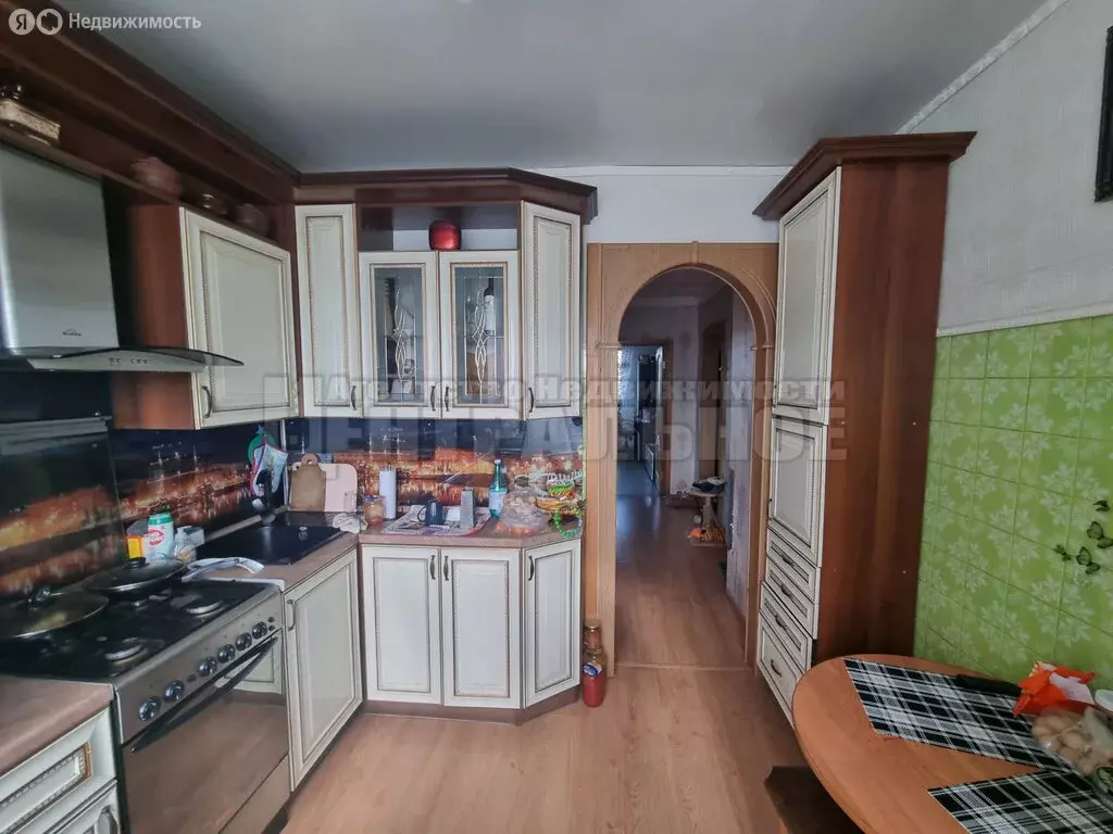 2-комнатная квартира: Починок, улица Твардовского, 4 (50.2 м) - Фото 0