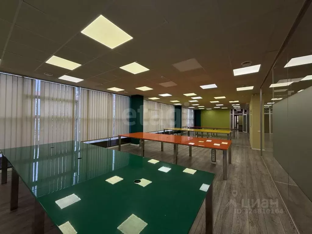 Офис в Крым, Симферополь ул. Петропавловская (343 м) - Фото 2