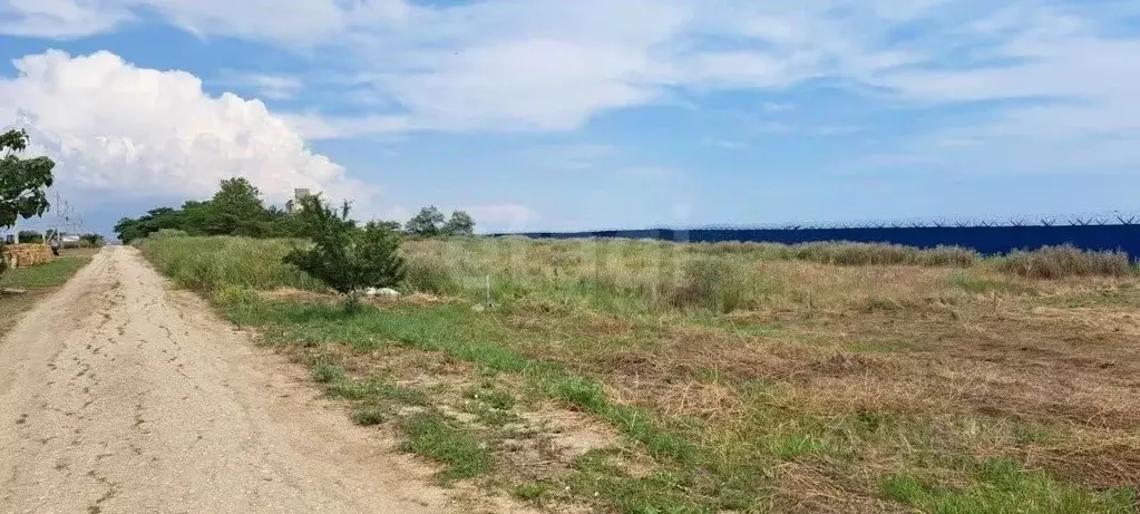 Участок в Крым, Феодосия муниципальный округ, Приморский пгт ул. ... - Фото 1