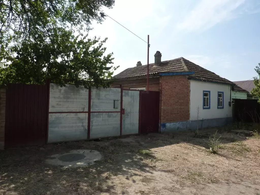 Дом в Ставропольский край, Светлоград г. Петровский муниципальный ... - Фото 1