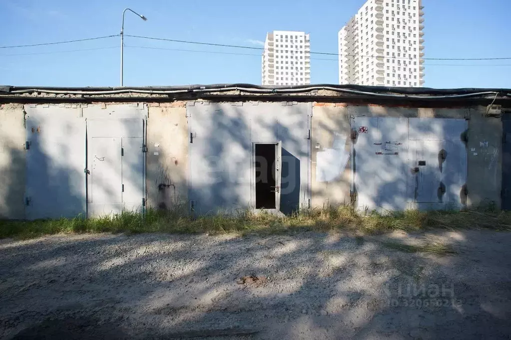 Гараж в Тюменская область, Тюмень ул. 50 лет ВЛКСМ, 120с2 (19 м) - Фото 1