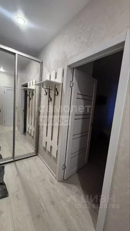 1-к кв. Крым, Симферополь ул. Трубаченко, 14 (32.8 м) - Фото 2