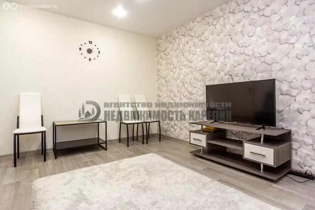 2-комнатная квартира: Петрозаводск, Балтийская улица, 43 (49.3 м) - Фото 1