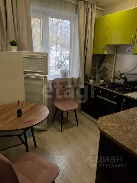 2-к кв. Пермский край, Пермь ул. Революции, 62 (46.2 м) - Фото 2