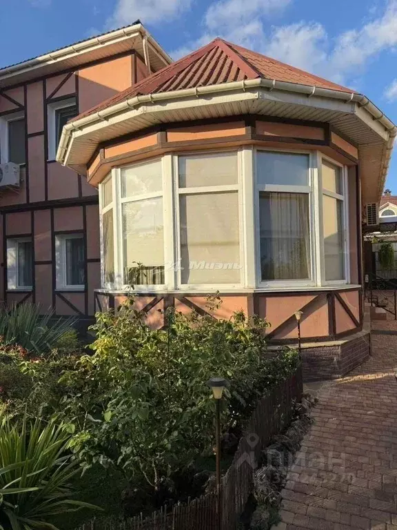 Дом в Крым, Симферополь просп. Победы, 174 (240 м) - Фото 2