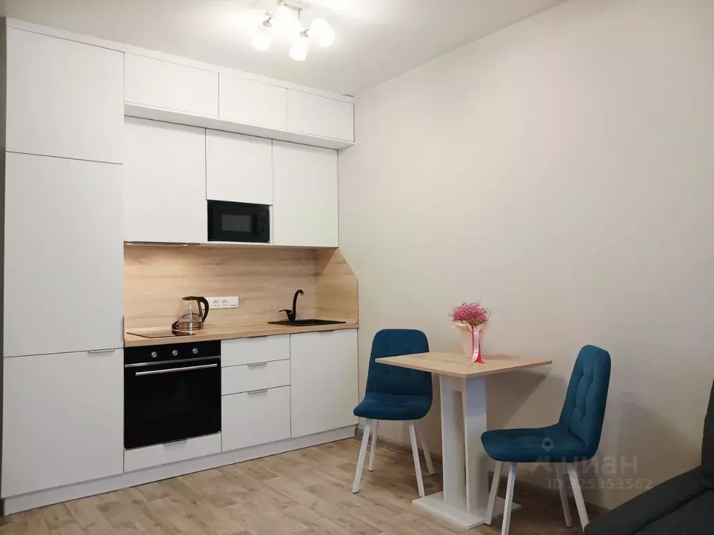 Студия Кемеровская область, Кемерово просп. Притомский, 29 (30.0 м) - Фото 2