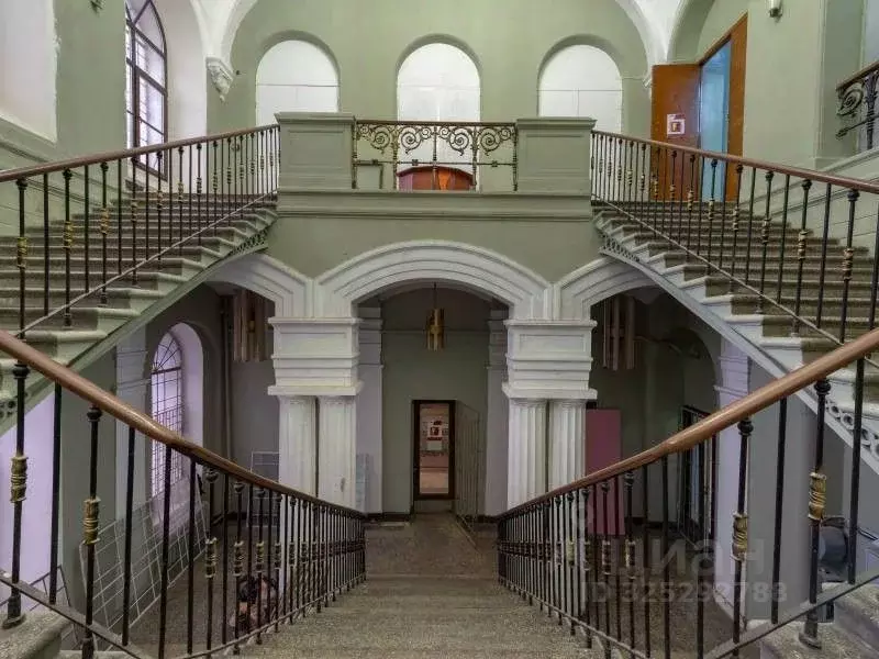 Торговая площадь в Санкт-Петербург ул. Комсомола, 2 (36689 м) - Фото 1