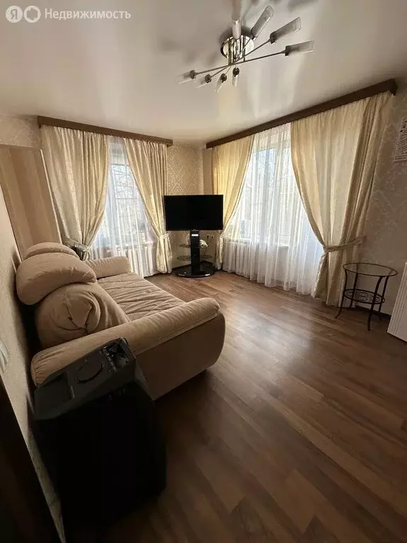 1-комнатная квартира: Лобня, улица Иванищенко, 6 (32.1 м) - Фото 1