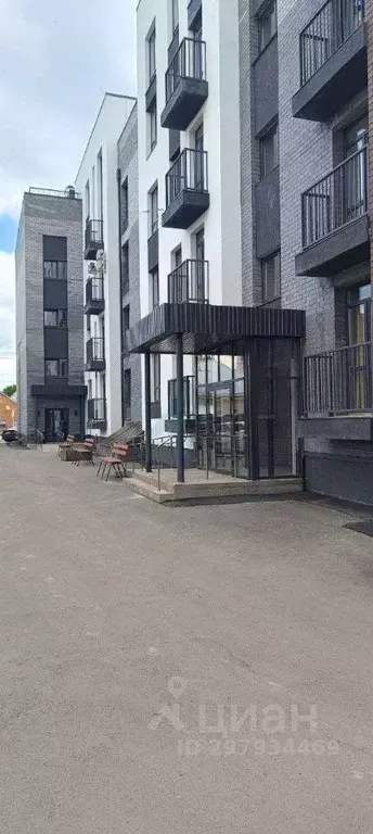 2-к кв. Оренбургская область, Оренбург ул. Цвиллинга, 13 (86.0 м) - Фото 1
