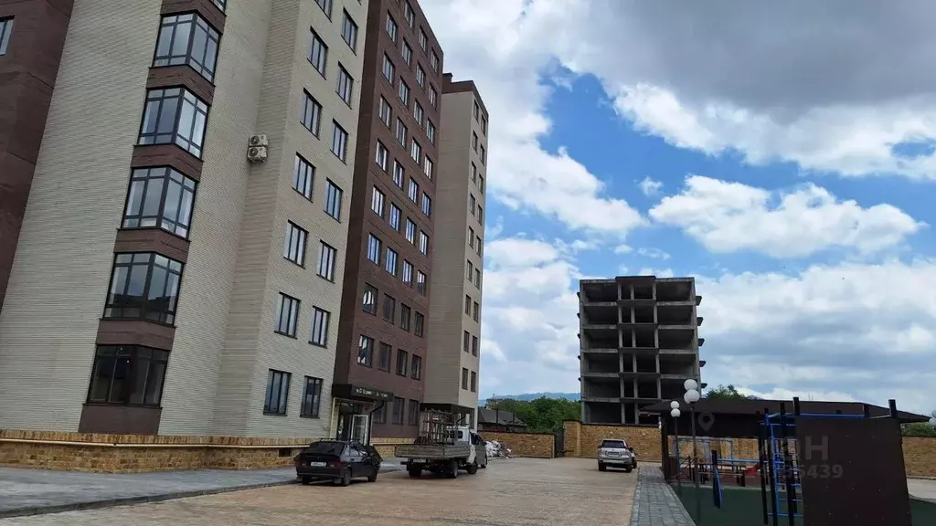 3-к кв. Северная Осетия, Владикавказ ул. Олега Кошевого, 2 (105.0 м) - Фото 1