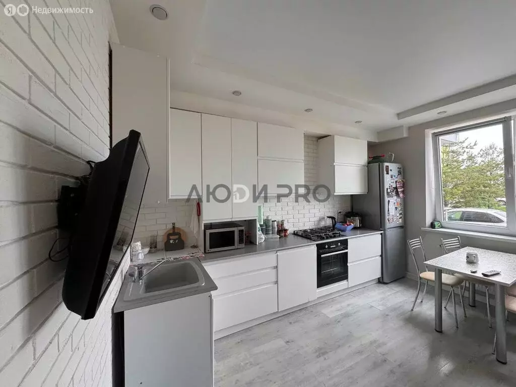 2-комнатная квартира: Уфа, Таганайская улица, 5 (58.8 м) - Фото 1