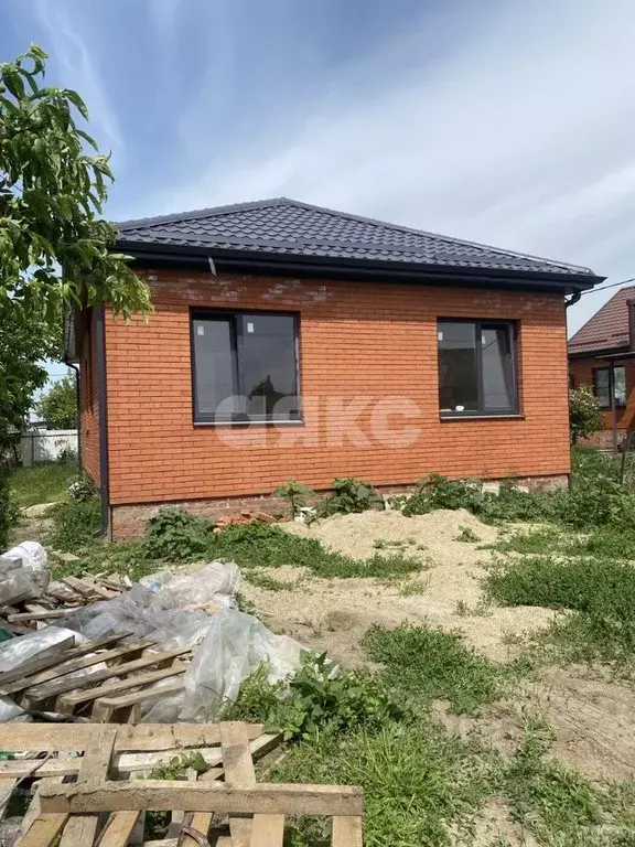 Дом в Краснодарский край, Кореновск Дядьковский пер. (66 м) - Фото 1