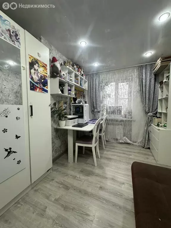 3-комнатная квартира: Киров, улица Воровского, 121 (59.1 м) - Фото 1