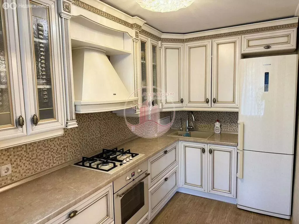 3-комнатная квартира: Симферополь, улица Куйбышева, 153 (72 м) - Фото 0