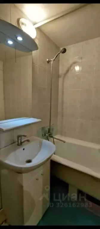 1-к кв. Севастополь просп. Октябрьской Революции, 26 (37.0 м) - Фото 2