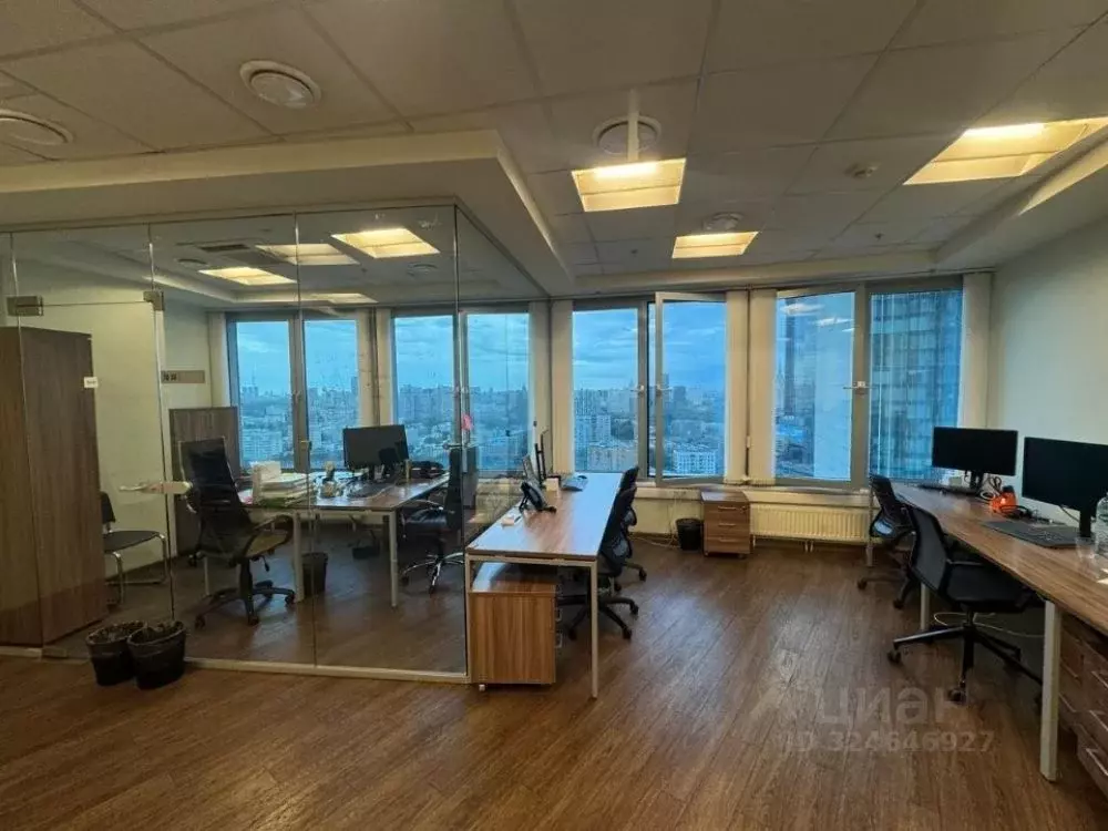 Офис в Москва Тестовская ул., 10 (1719 м) - Фото 1