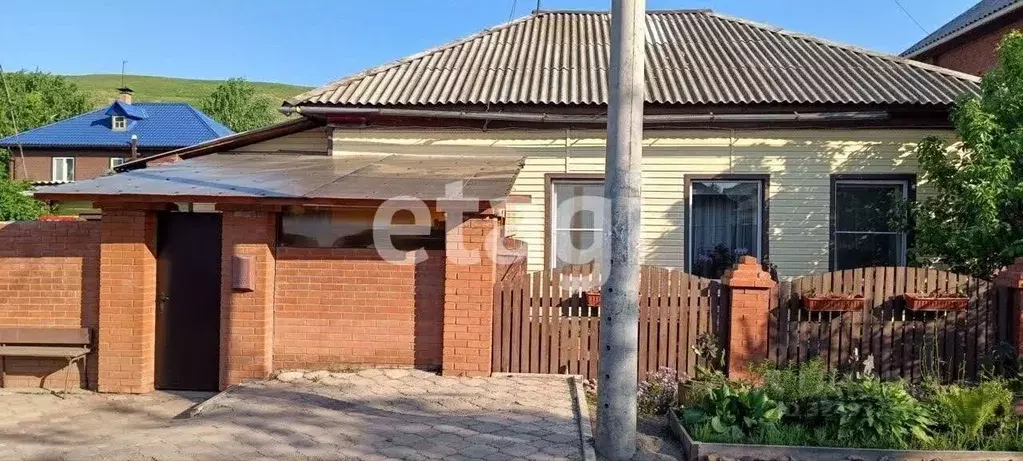 Дом в Красноярский край, Красноярск Суворовский мкр, ул. Макаренко, 16 ... - Фото 1