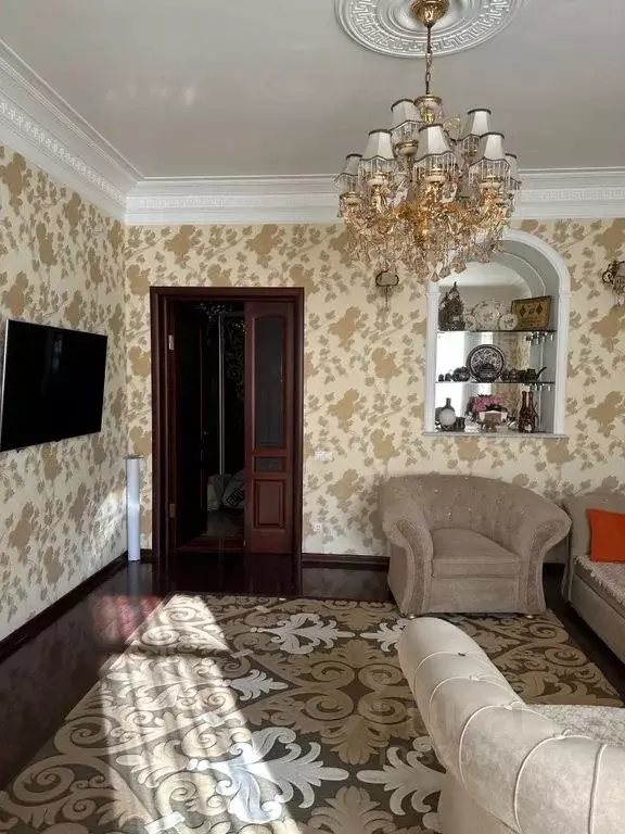 3-к кв. Дагестан, Каспийск Советская ул., 19 (85.0 м) - Фото 1