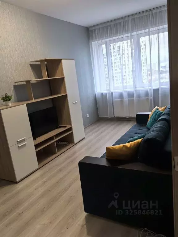 1-к кв. Пермский край, Пермь ул. Революции, 52Б (42.0 м) - Фото 2