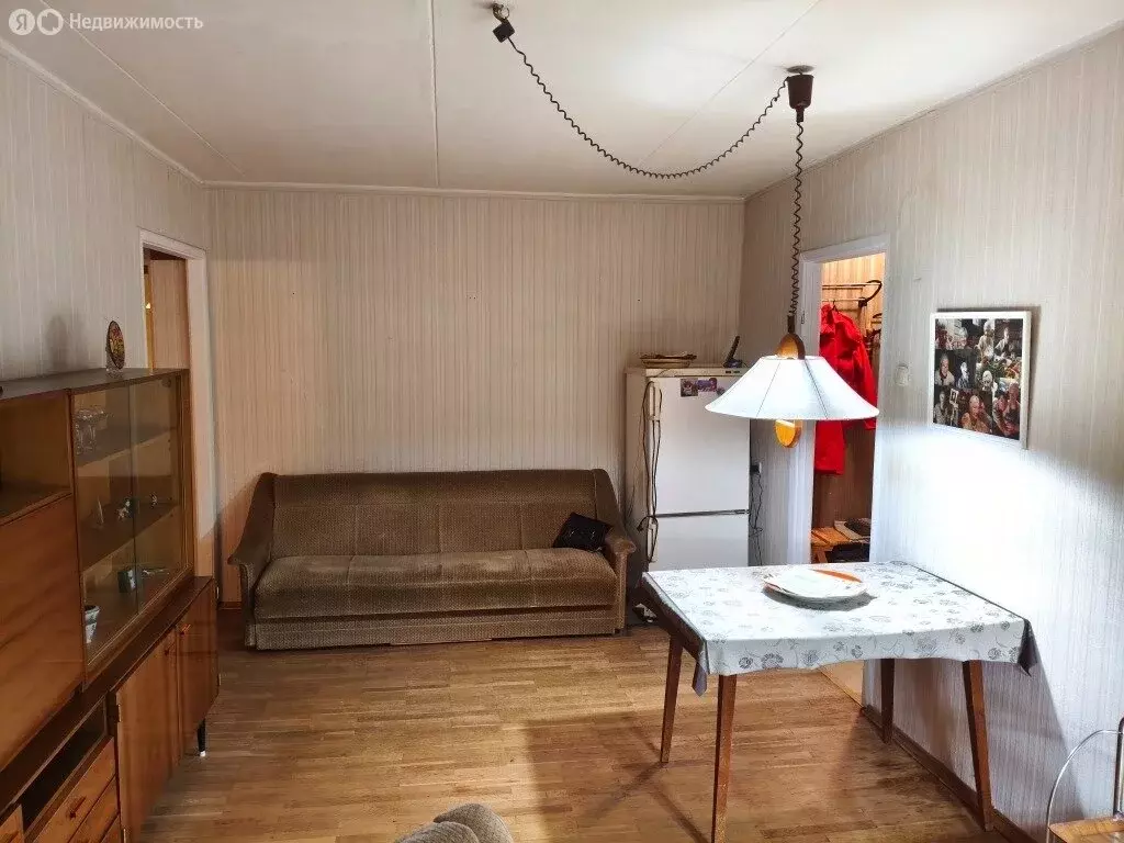 3-комнатная квартира: Ломоносов, Александровская улица, 36А (57 м) - Фото 2