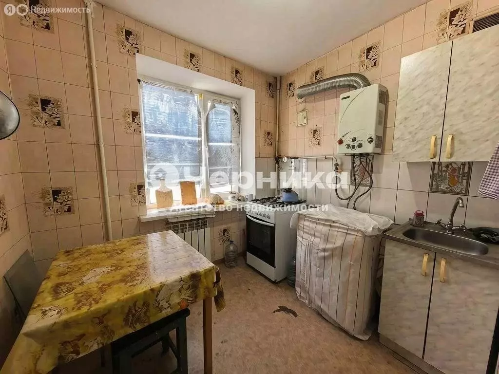 2-комнатная квартира: Шахты, Текстильная улица, 1 (42 м) - Фото 1