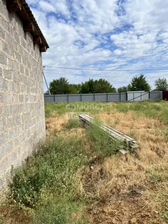Дом в Астраханская область, Приволжский район, с. Осыпной Бугор ... - Фото 1