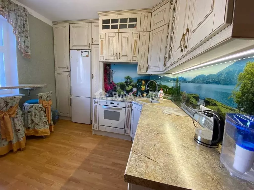 3-к кв. Белгородская область, Белгород ул. Газовиков, 9 (102.0 м) - Фото 2