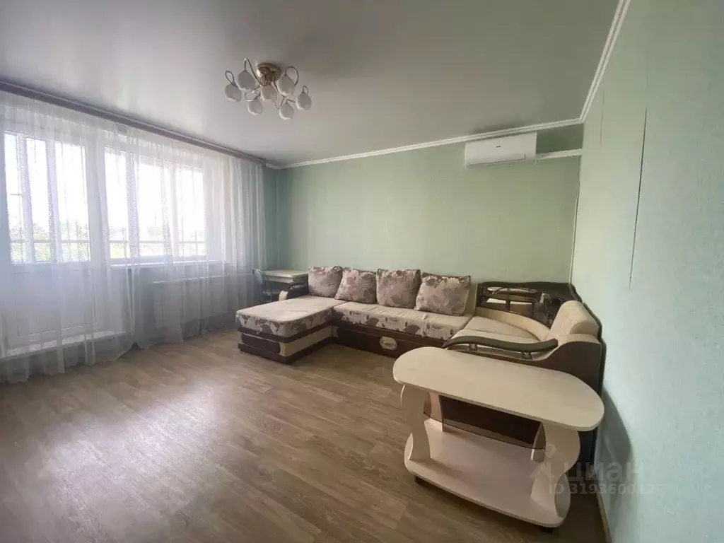 2-к кв. Тюменская область, Тюмень Солнечный проезд, 26 (40.0 м) - Фото 0