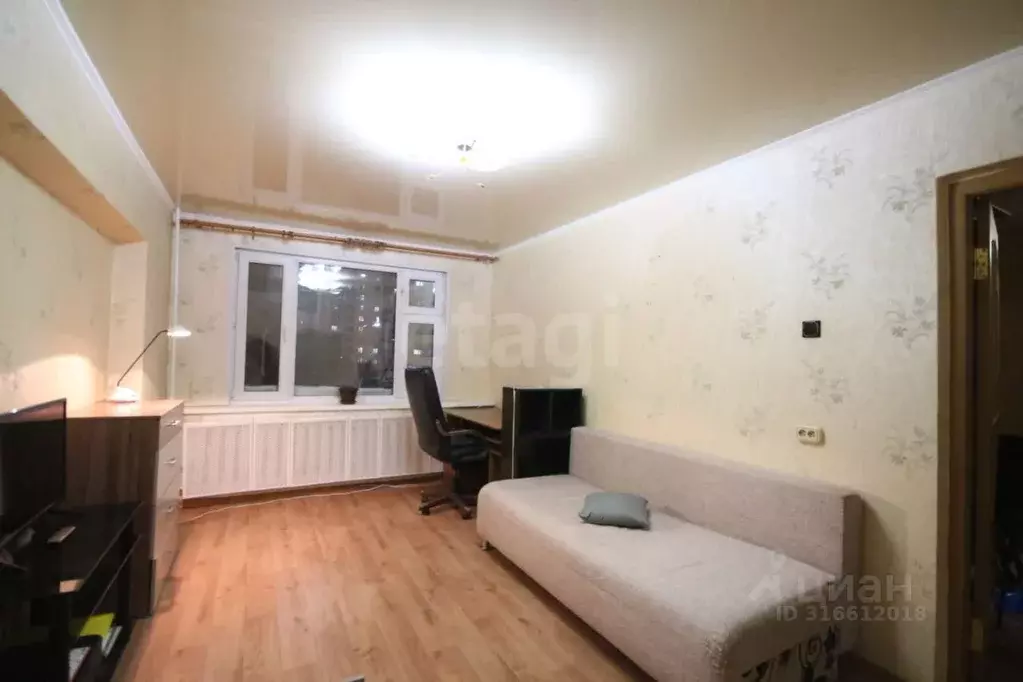 3-к кв. Ямало-Ненецкий АО, Новый Уренгой Советский мкр, 7/1 (67.0 м) - Фото 0