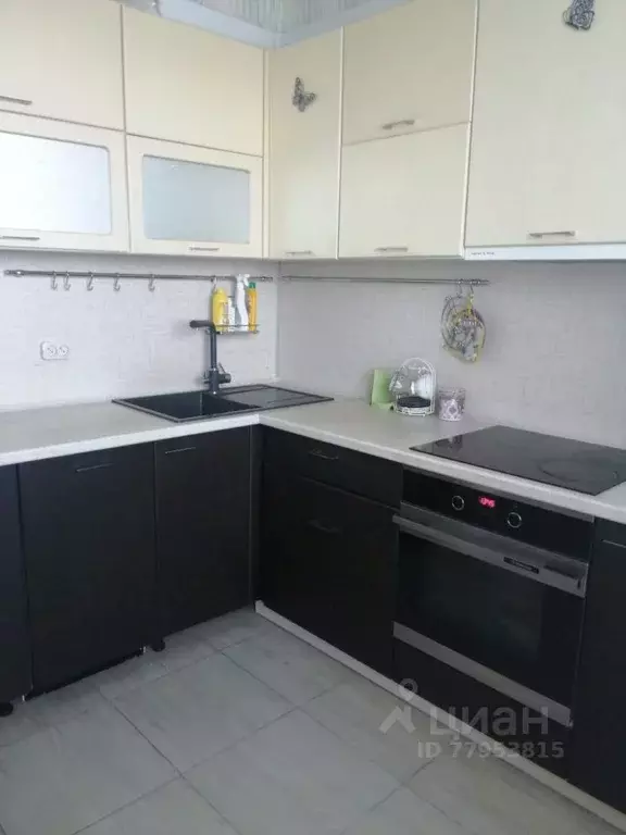 1-к кв. Хабаровский край, Хабаровск ул. Джамбула, 27/1 (42.0 м) - Фото 0