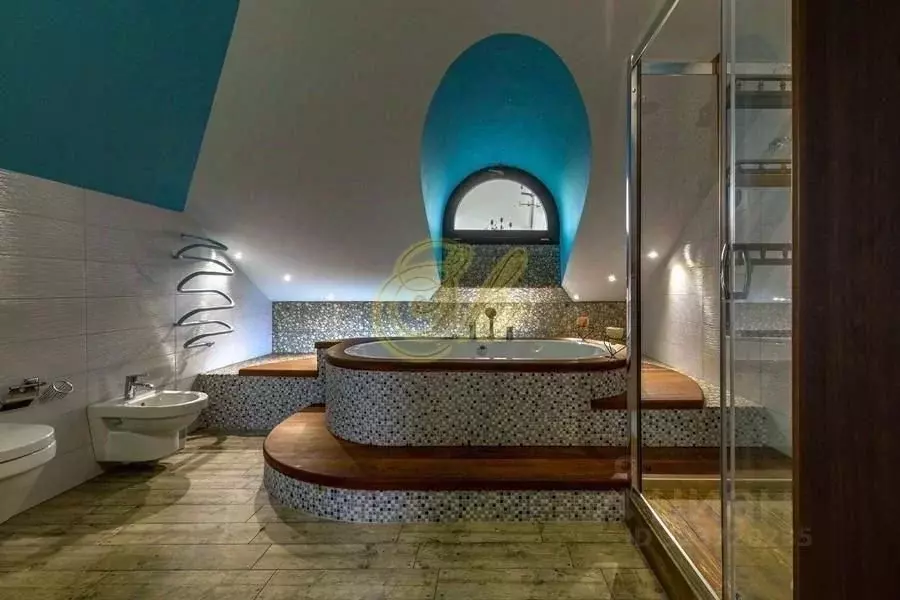 Дом в Московская область, Химки Клязьма кв-л, 18Б (550 м) - Фото 2